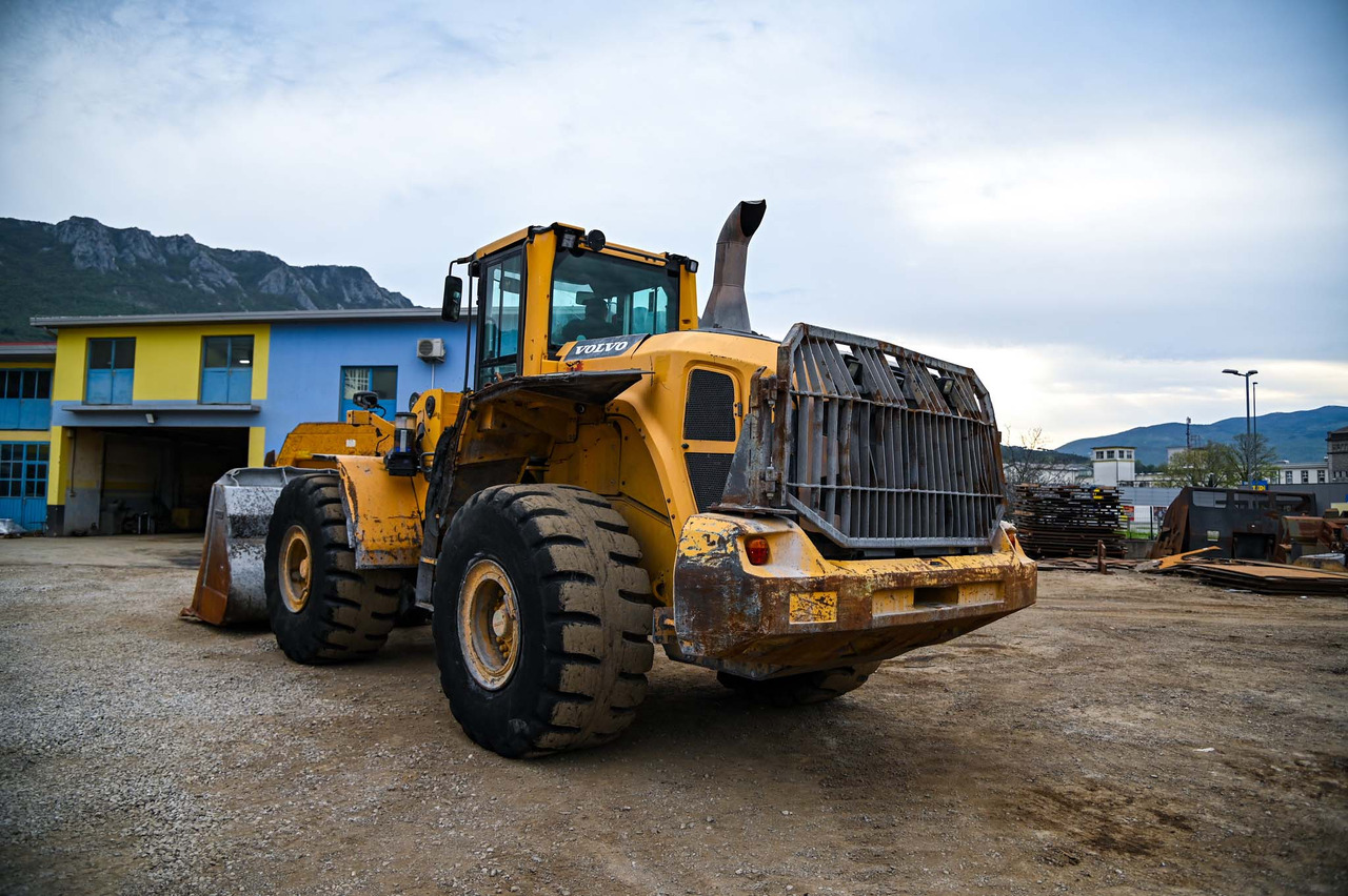 VOLVO L180G - Încărcător frontal pe pneuri: Foto 4 VOLVO L180G - Încărcător frontal pe pneuri: Foto 4
