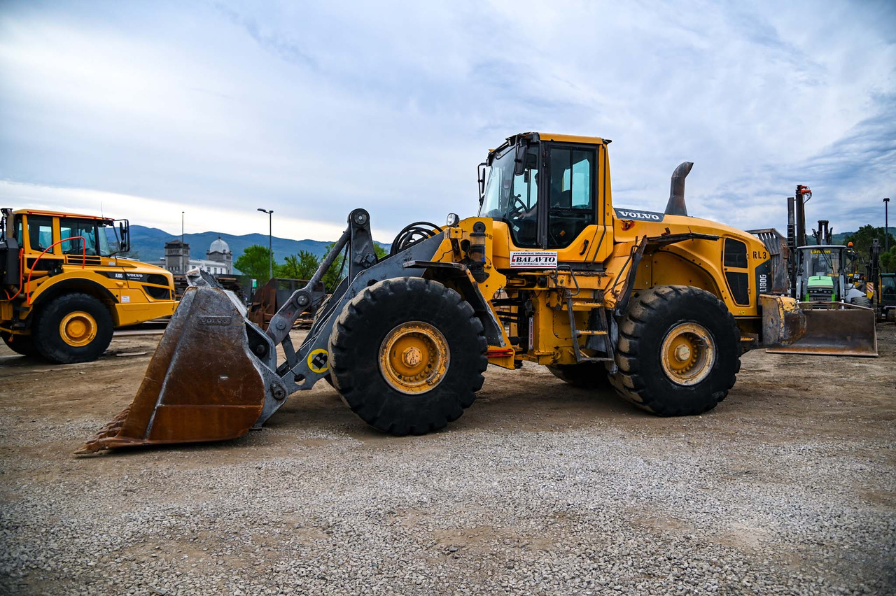 VOLVO L180G - Încărcător frontal pe pneuri: Foto 2 VOLVO L180G - Încărcător frontal pe pneuri: Foto 2