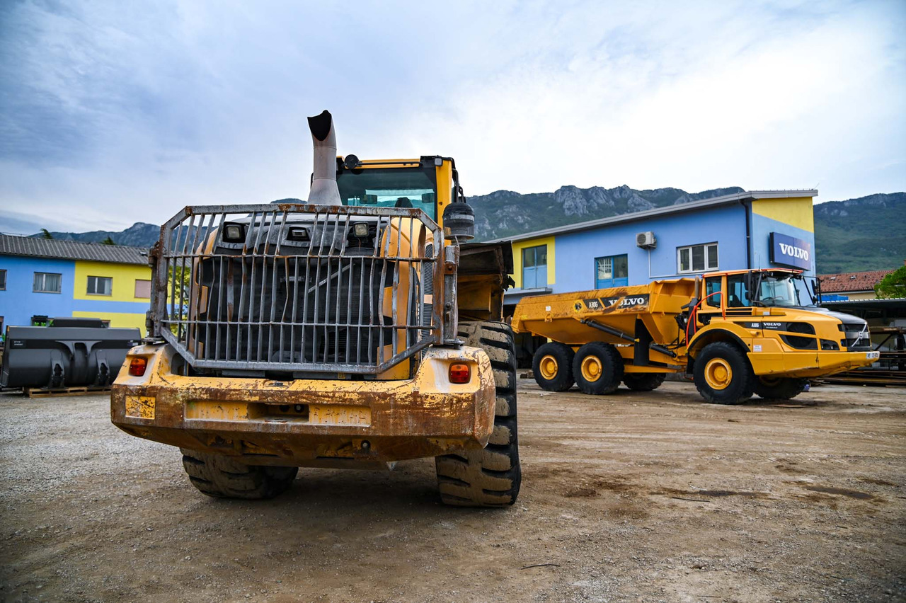 VOLVO L180G - Încărcător frontal pe pneuri: Foto 5 VOLVO L180G - Încărcător frontal pe pneuri: Foto 5