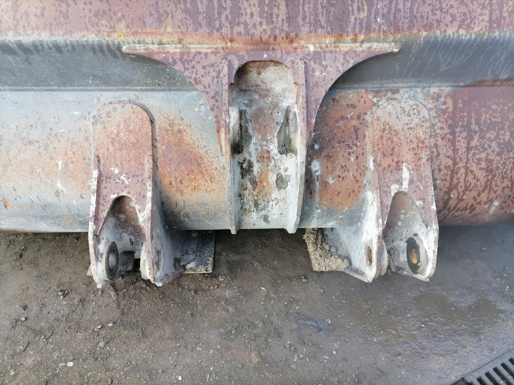 VOLVO loader bucket 2800 mm - Cupă incărcător pentru Încărcător frontal pe pneuri: Foto 4 VOLVO loader bucket 2800 mm - Cupă incărcător pentru Încărcător frontal pe pneuri: Foto 4