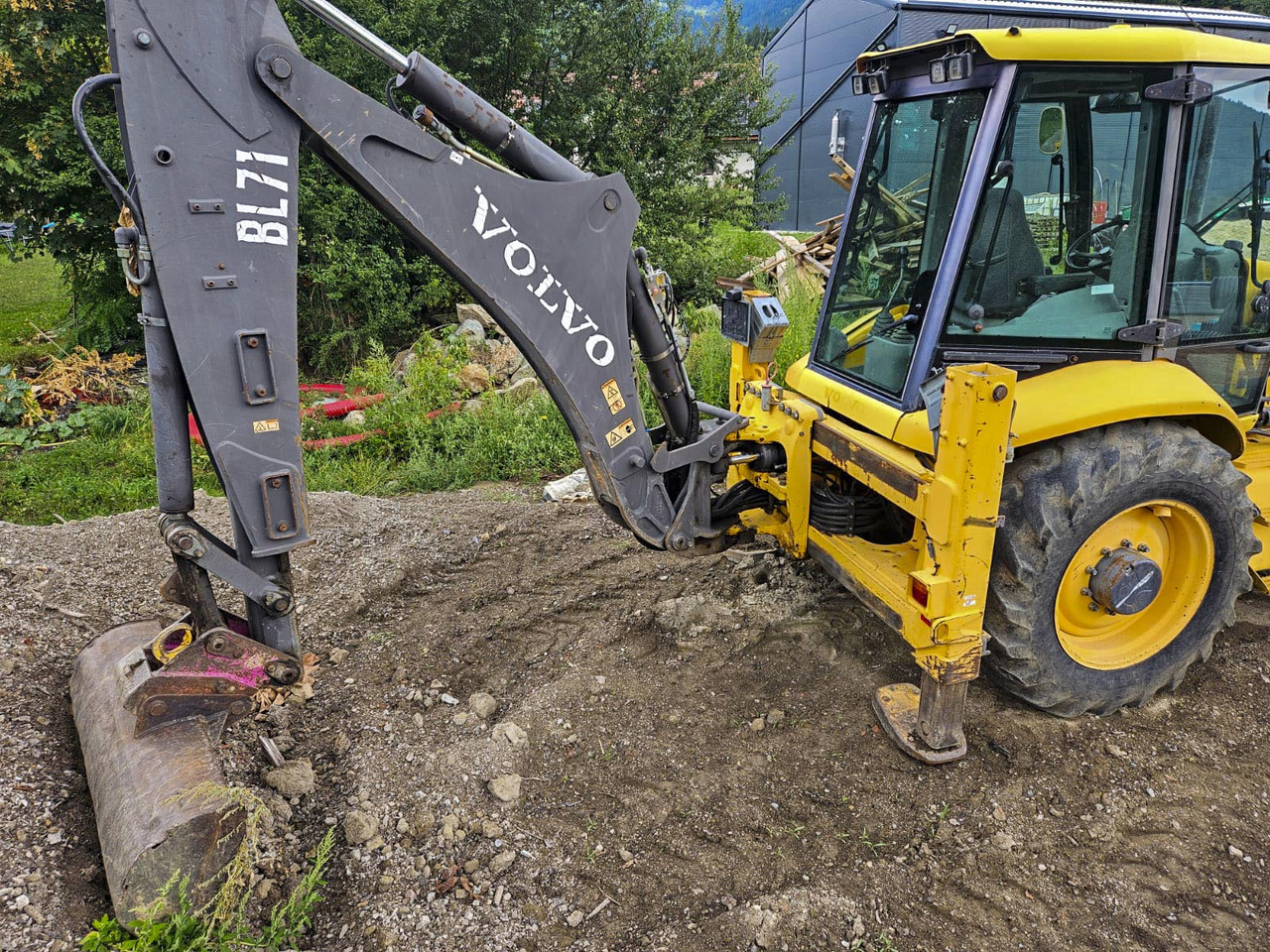 Volvo BL71 - Buldoexcavator: Foto 5 Volvo BL71 - Buldoexcavator: Foto 5