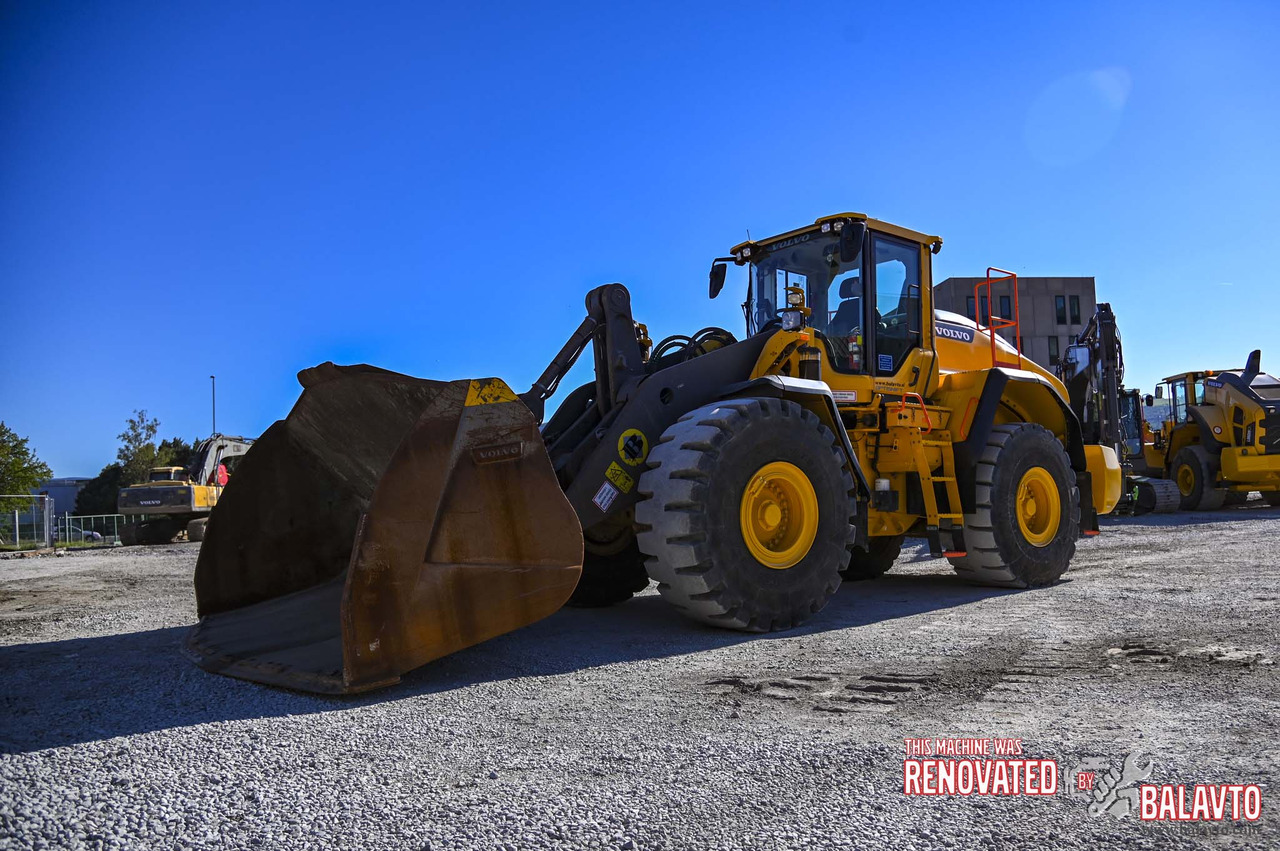 Volvo L180H - Încărcător frontal pe pneuri: Foto 1 Volvo L180H - Încărcător frontal pe pneuri: Foto 1