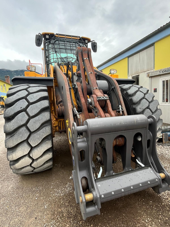 Volvo L220H - Încărcător frontal pe pneuri: Foto 5 Volvo L220H - Încărcător frontal pe pneuri: Foto 5