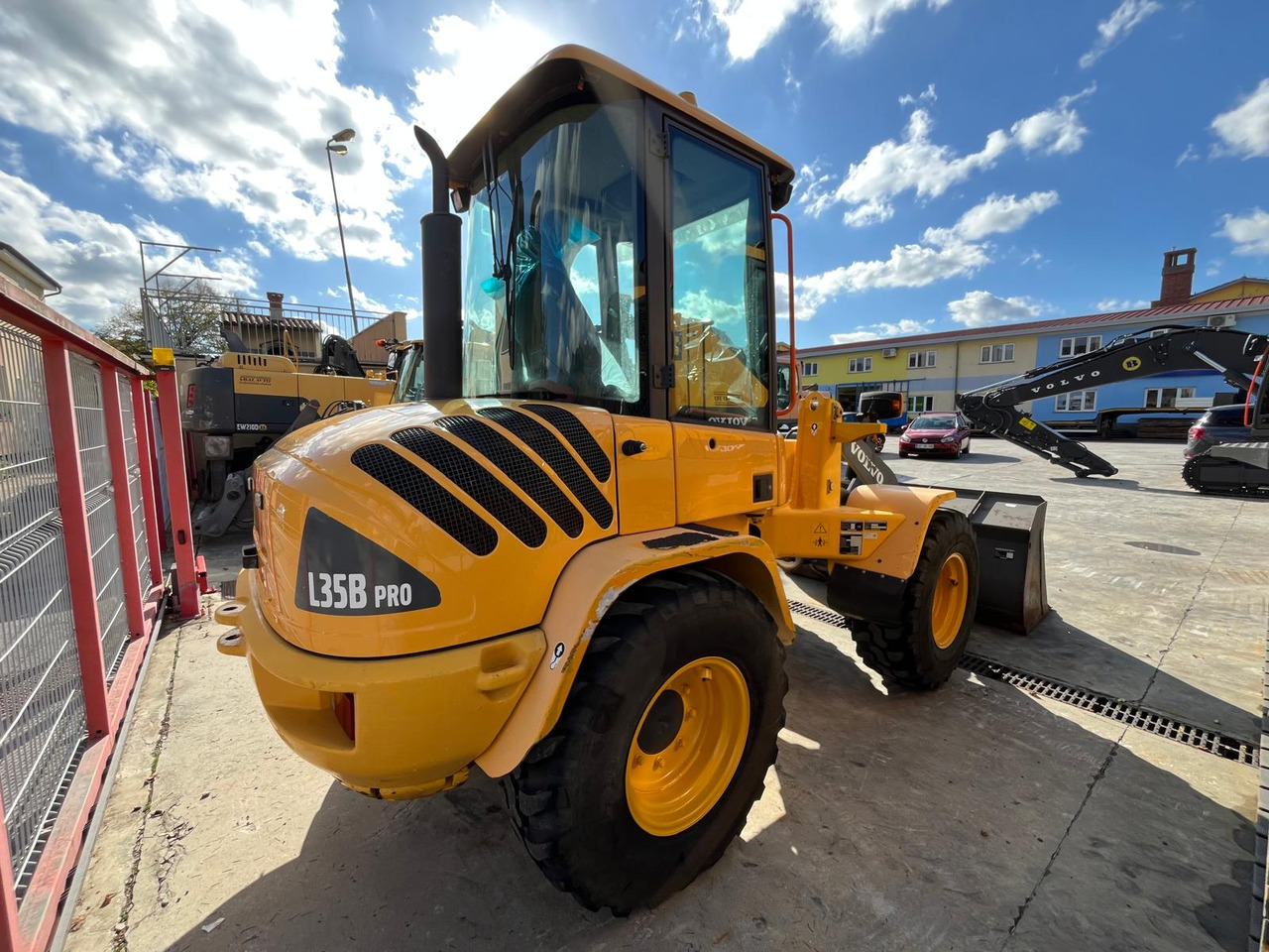 Volvo L35B - Încărcător frontal pe pneuri: Foto 4 Volvo L35B - Încărcător frontal pe pneuri: Foto 4