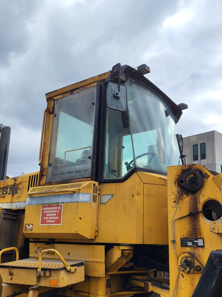 Volvo cabin - Cabină pentru Încărcător: Foto 4 Volvo cabin - Cabină pentru Încărcător: Foto 4