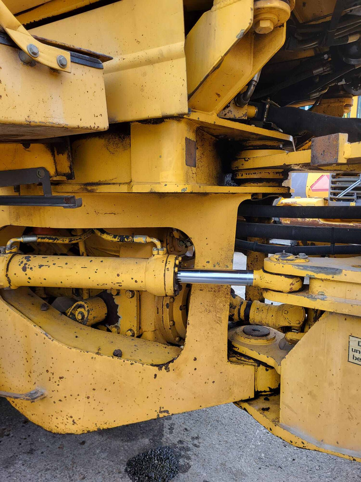 Volvo hydraulic cylinder - Cilindru hidraulic pentru Încărcător: Foto 2 Volvo hydraulic cylinder - Cilindru hidraulic pentru Încărcător: Foto 2