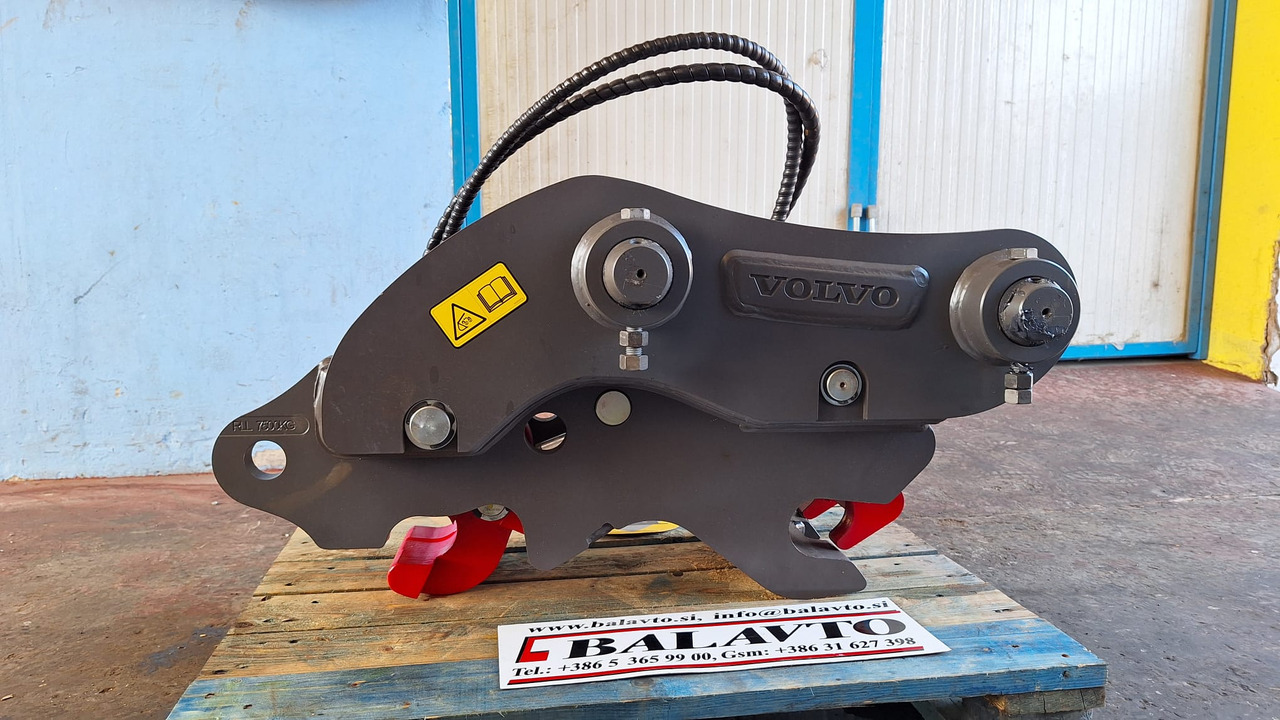 Volvo hydraulic quick coupler UNI65 - Cuplare rapidă pentru Excavator: Foto 1 Volvo hydraulic quick coupler UNI65 - Cuplare rapidă pentru Excavator: Foto 1