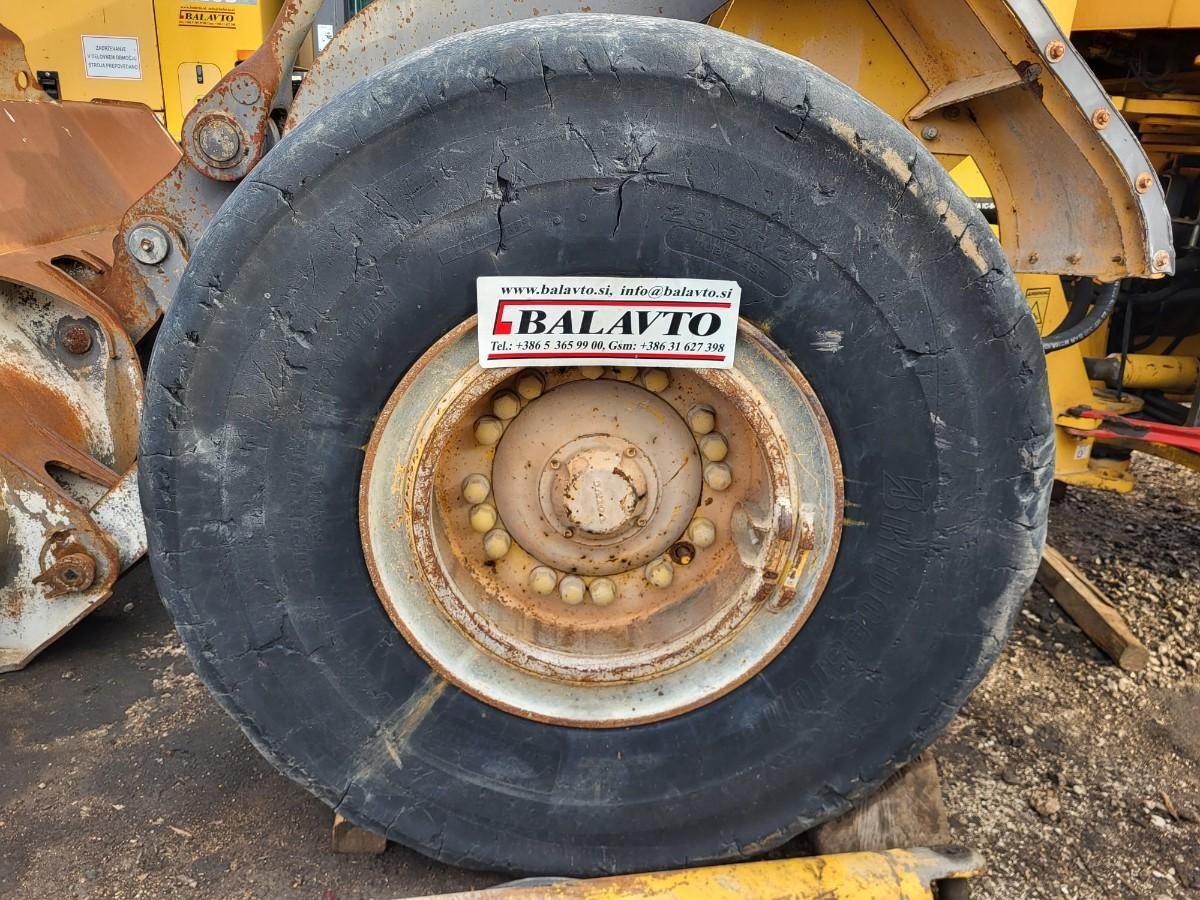 Volvo rims - Jantă pentru Încărcător: Foto 1 Volvo rims - Jantă pentru Încărcător: Foto 1