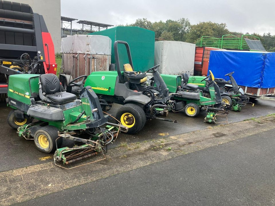 John Deere Spindelmäher, Großflächenmäher 2243, 2500A, 3235C - Maşină de tuns iarba: Foto 3 John Deere Spindelmäher, Großflächenmäher 2243, 2500A, 3235C - Maşină de tuns iarba: Foto 3