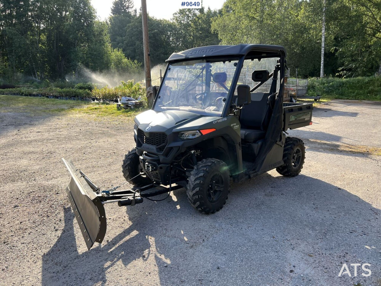 UTV CFMOTO UFORCE 600 - Alte utilaje: Foto 2 UTV CFMOTO UFORCE 600 - Alte utilaje: Foto 2