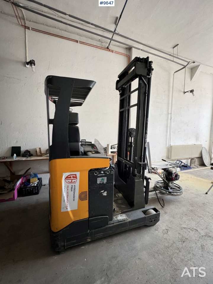 Atlet UMS 160 Reach Truck - Stivuitor cu catarg retractabil: Foto 3 Atlet UMS 160 Reach Truck - Stivuitor cu catarg retractabil: Foto 3
