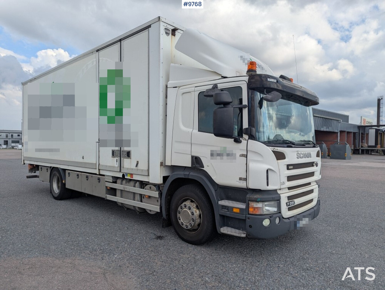 Box Truck Scania P280 4X2 with tail lift - Camion furgon: Foto 2 Box Truck Scania P280 4X2 with tail lift - Camion furgon: Foto 2