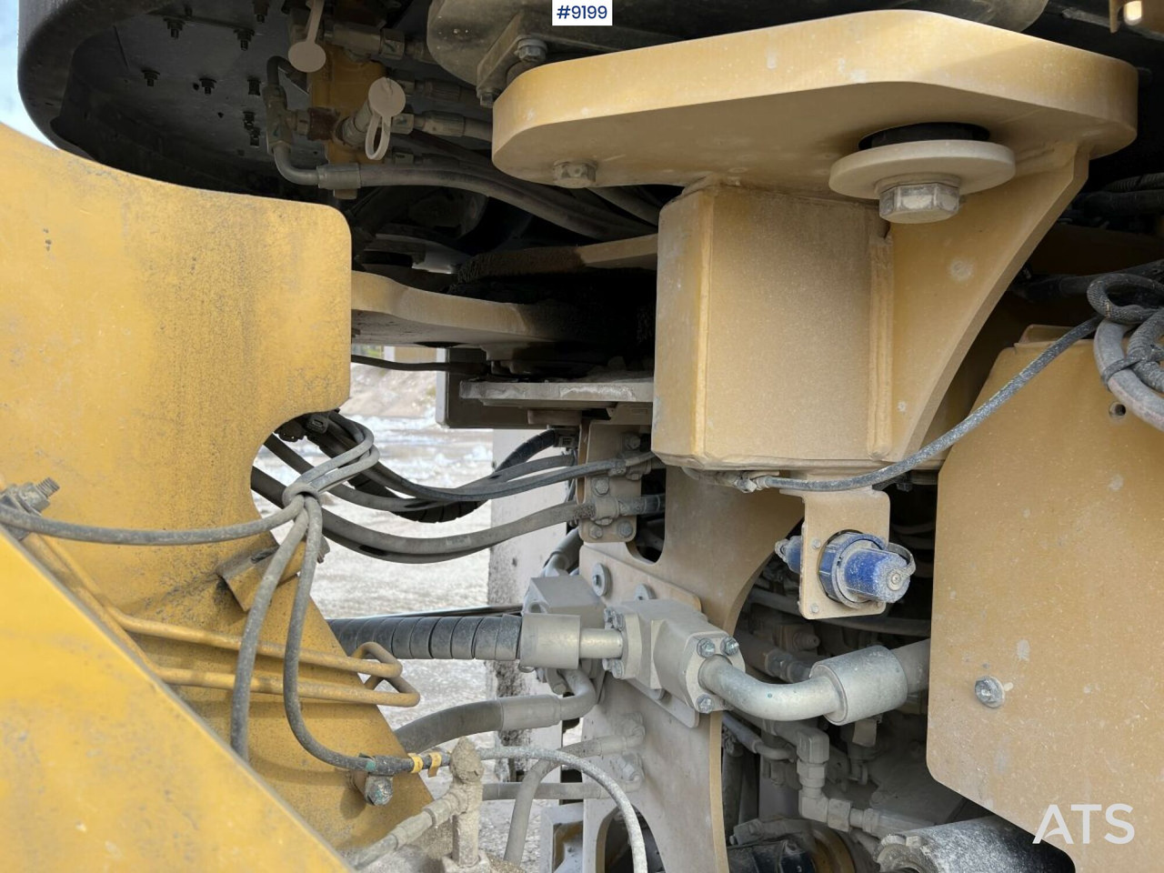 Încărcător frontal pe pneuri CAT 972 MXE Wheel loader with bucket (VIDEO): Foto 20