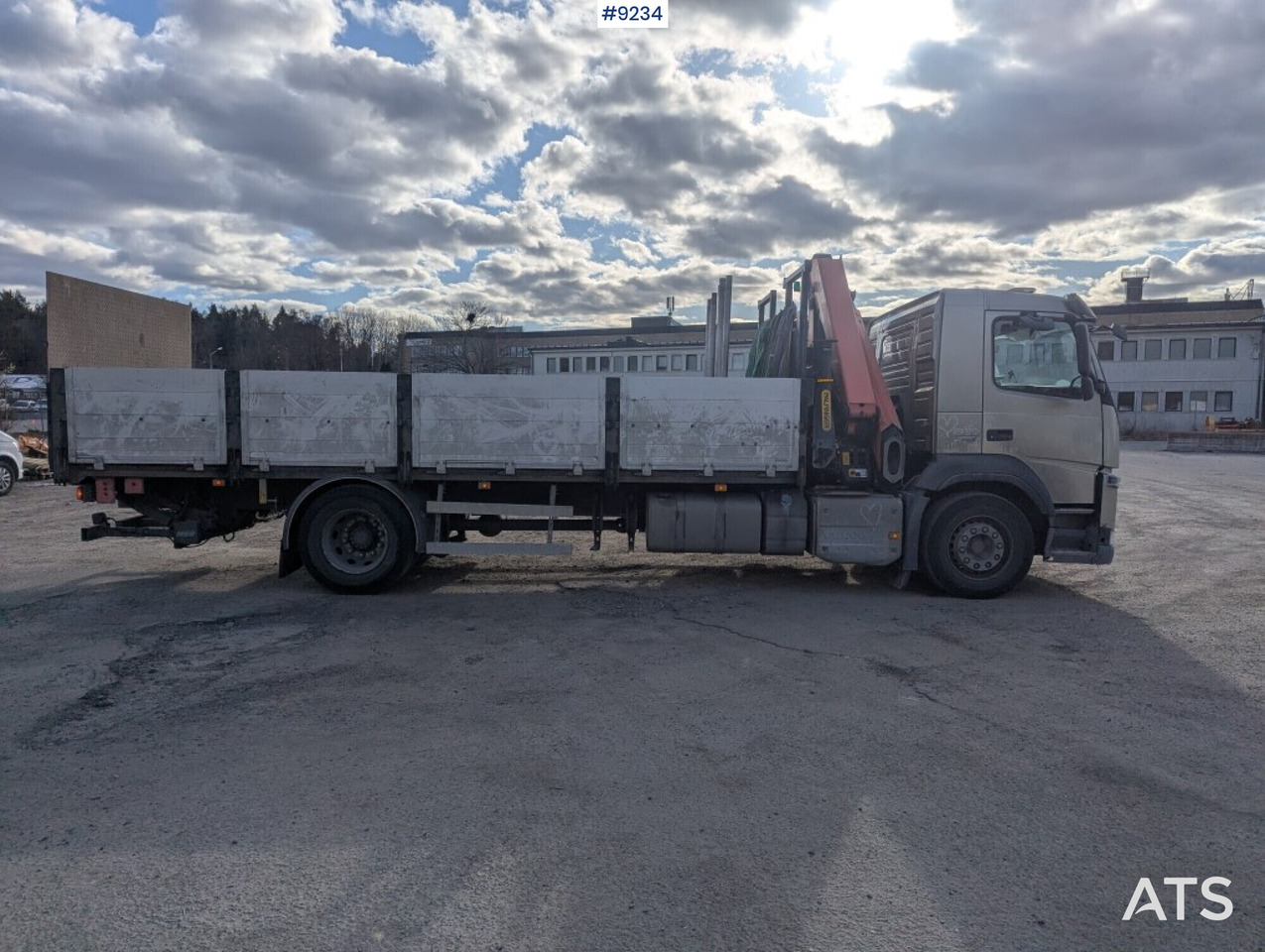 Camion platformă, Camion cu macara Crane Truck Volvo FM 330 4X2 with tail lift: Foto 18