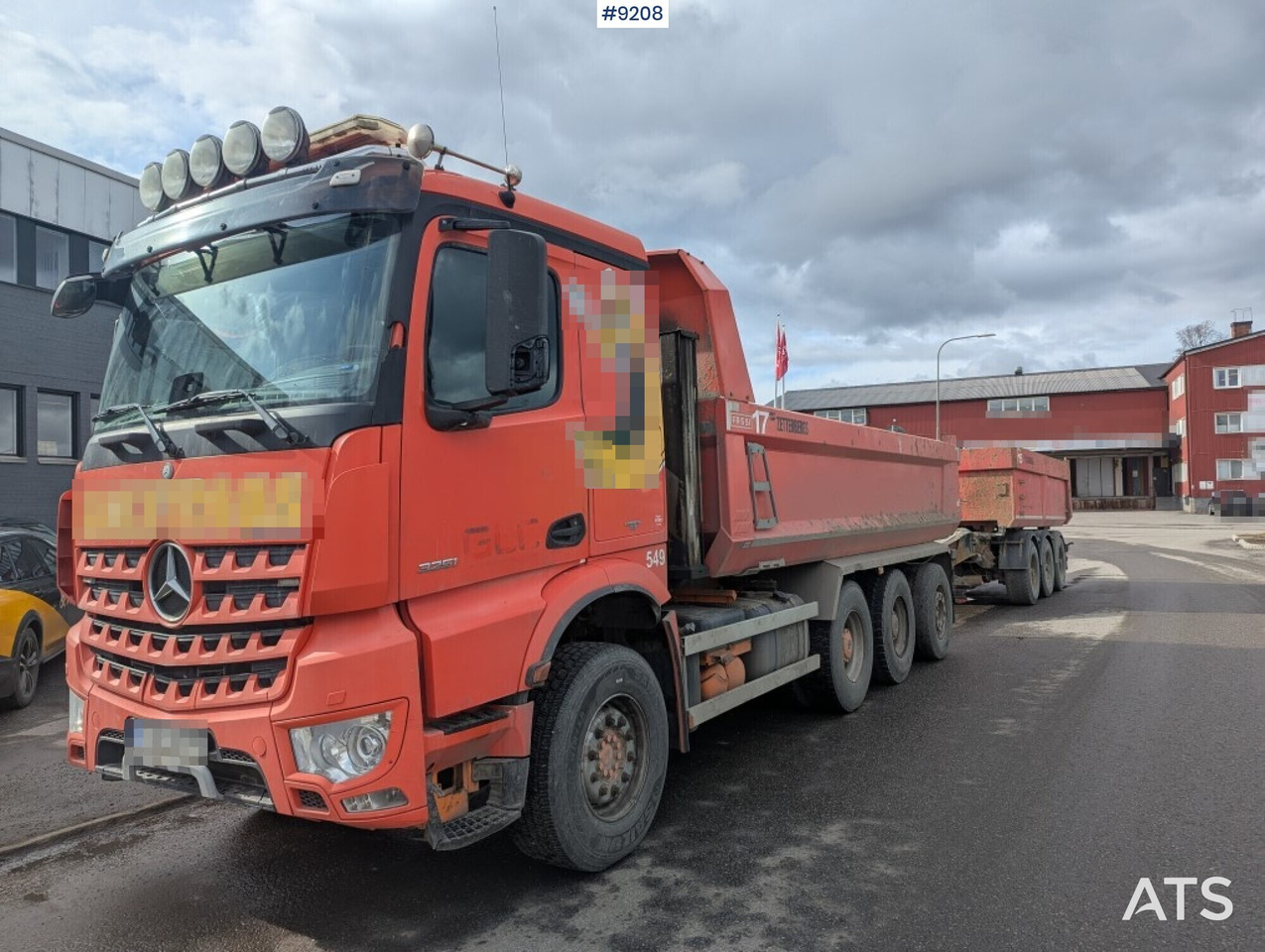 Dump / dozer truck Mercedes Benz Arocs 3251 8X4 with tipper wagon - Camion basculantă: Foto 1 Dump / dozer truck Mercedes Benz Arocs 3251 8X4 with tipper wagon - Camion basculantă: Foto 1