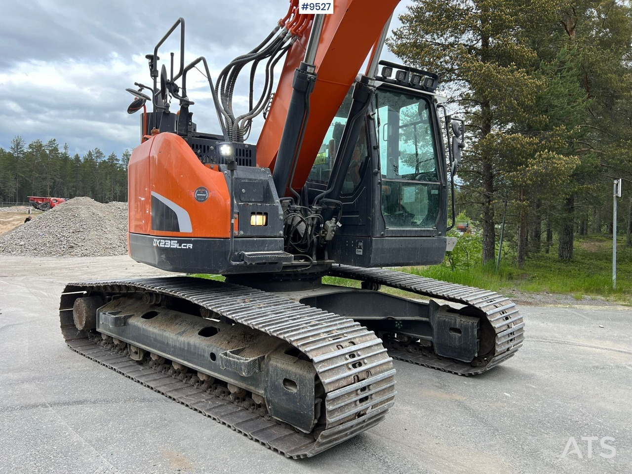 Excavator Doosan DX235 LCR-5 with excavator system (SEE VIDEO) - Excavator pe şenile: Foto 5 Excavator Doosan DX235 LCR-5 with excavator system (SEE VIDEO) - Excavator pe şenile: Foto 5