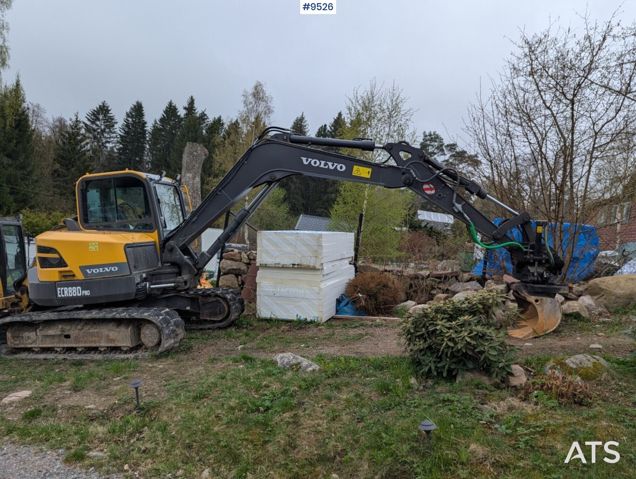 Excavator ECR88D PRO with Tiltrotator and Grader bucket - Excavator pe şenile: Foto 1 Excavator ECR88D PRO with Tiltrotator and Grader bucket - Excavator pe şenile: Foto 1
