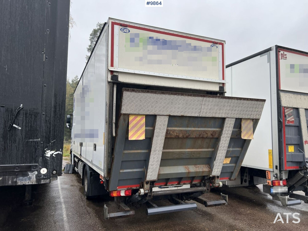 MERCEDES-BENZ ACTROS 963-0-A Box truck with tail lift - Camion furgon: Foto 4 MERCEDES-BENZ ACTROS 963-0-A Box truck with tail lift - Camion furgon: Foto 4