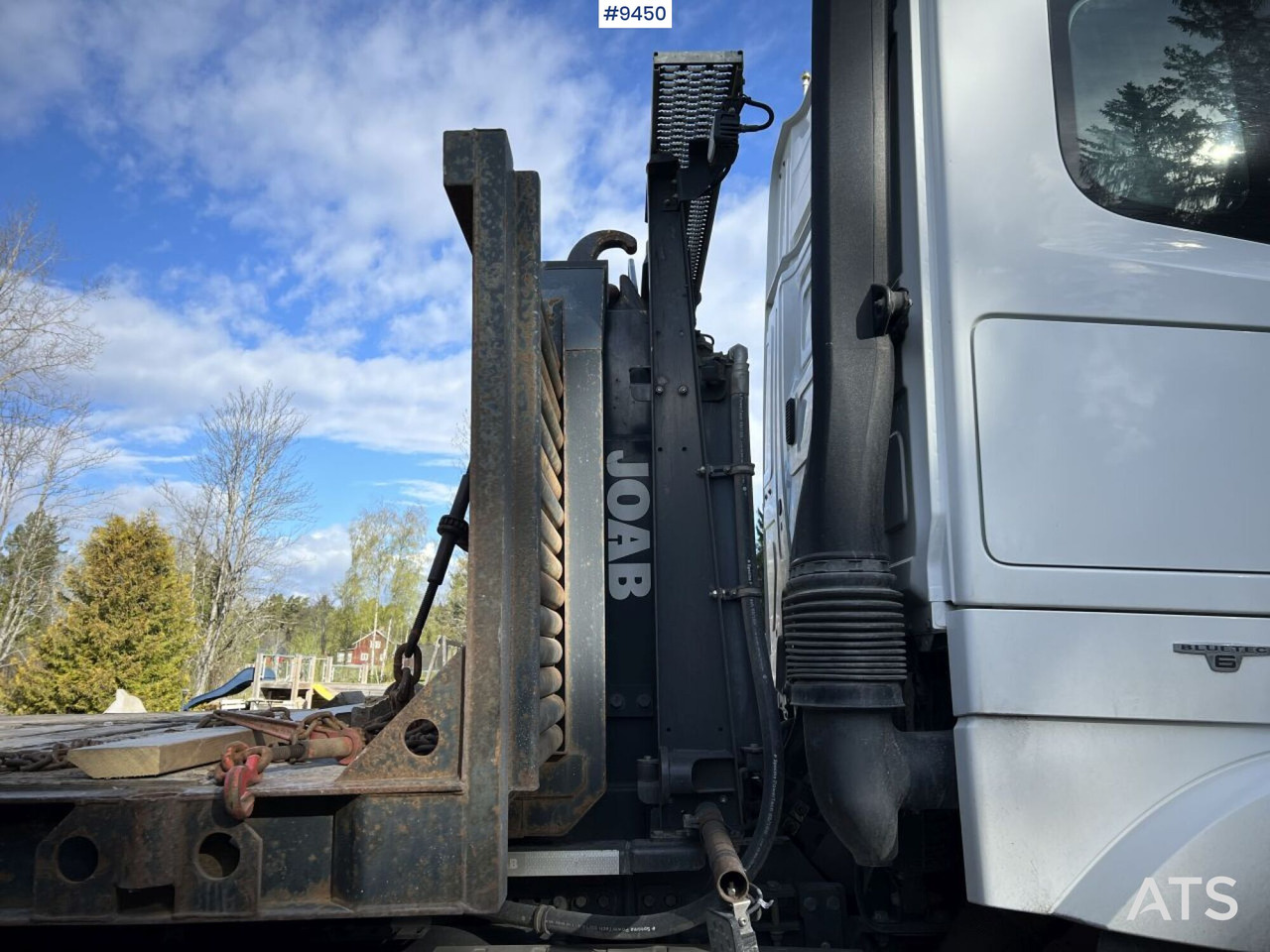 Mercedes Benz Arocs 3251 Tridem Hooklift, flatbed and concrete rotator - Camion cu cârlig: Foto 5 Mercedes Benz Arocs 3251 Tridem Hooklift, flatbed and concrete rotator - Camion cu cârlig: Foto 5