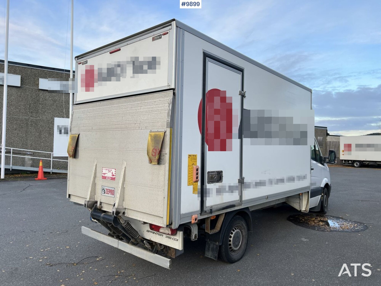 Mercedes Benz Sprinter Skåpbil med bakgavellyft - Autoutilitară box: Foto 3 Mercedes Benz Sprinter Skåpbil med bakgavellyft - Autoutilitară box: Foto 3