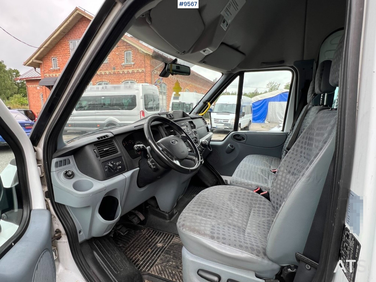 Minibus - 16-seater bus - Ford FCD6 Transit - Microbuz, Transport persoane: Foto 5 Minibus - 16-seater bus - Ford FCD6 Transit - Microbuz, Transport persoane: Foto 5