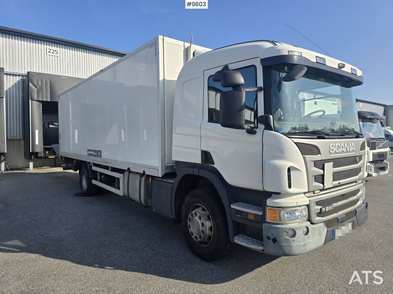 Scania P280 Skåpbil - Camion furgon: Foto 2 Scania P280 Skåpbil - Camion furgon: Foto 2