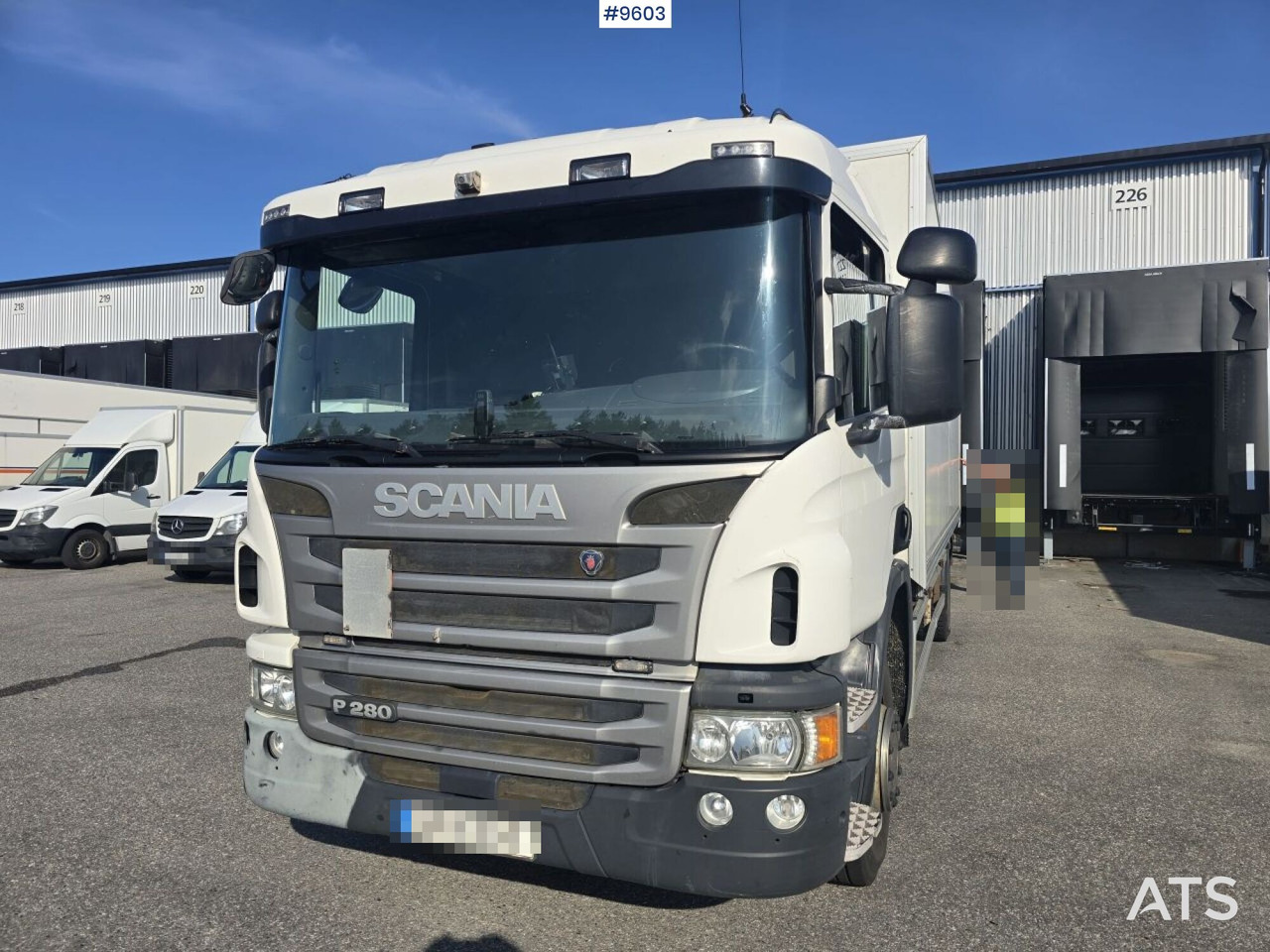 Scania P280 Skåpbil - Camion furgon: Foto 3 Scania P280 Skåpbil - Camion furgon: Foto 3