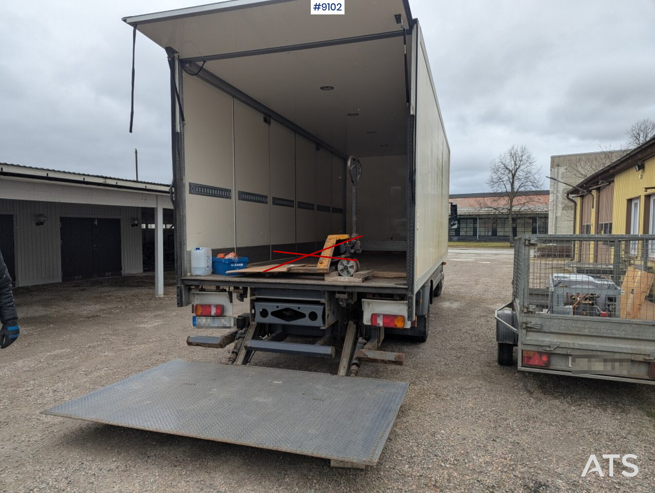 Skåpbil distribution Mercedes Benz 1224 L 4X2 - Camion furgon: Foto 3 Skåpbil distribution Mercedes Benz 1224 L 4X2 - Camion furgon: Foto 3