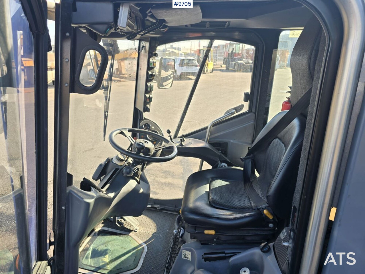 Sweeper - Tennant 636 (SEE VIDEO) - Măturătoare stradală: Foto 5 Sweeper - Tennant 636 (SEE VIDEO) - Măturătoare stradală: Foto 5