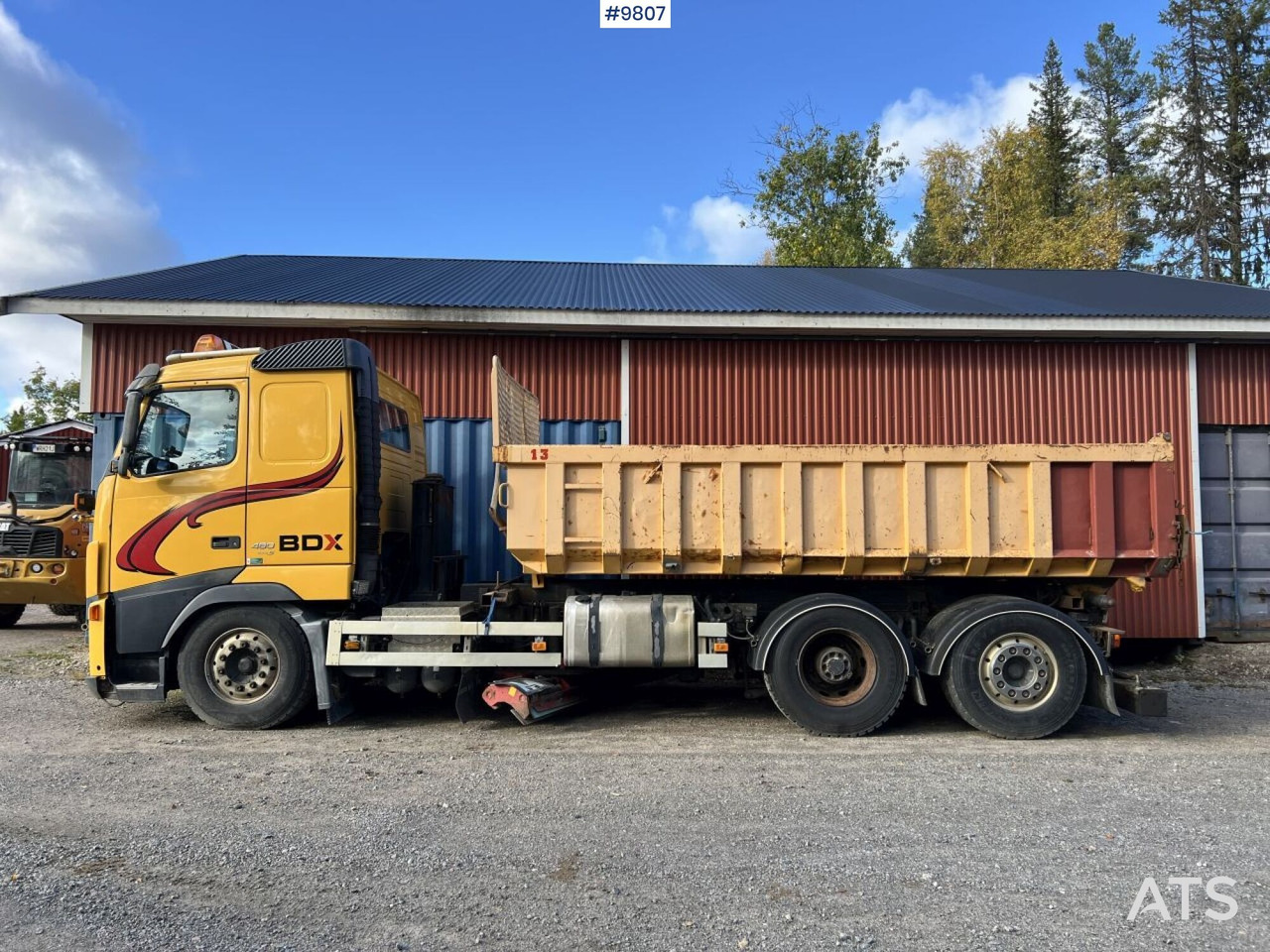 Volvo FH-480 6*2 with LAXO-Quick lock and plow equipment - Camion basculantă: Foto 4 Volvo FH-480 6*2 with LAXO-Quick lock and plow equipment - Camion basculantă: Foto 4