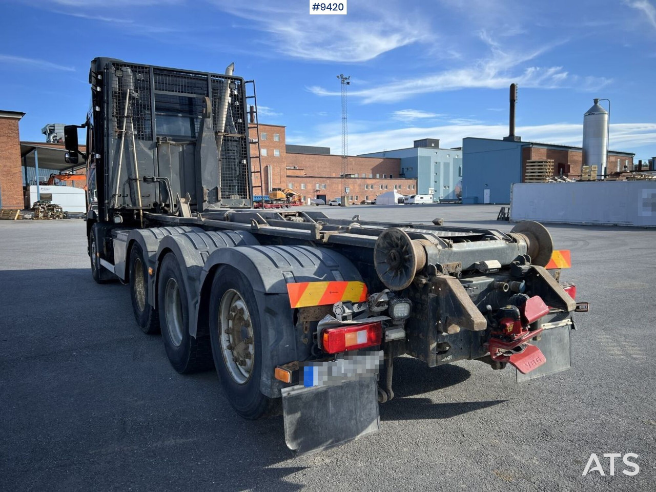 Volvo FH16 8*4 Tridem Hooklift - Camion cu cârlig: Foto 4 Volvo FH16 8*4 Tridem Hooklift - Camion cu cârlig: Foto 4