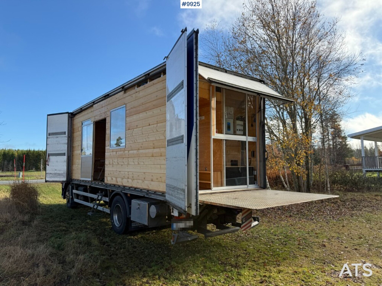 Volvo FM9 4X2 Recreational Vehicle (RV) - Camion furgon, Autorulotă: Foto 1 Volvo FM9 4X2 Recreational Vehicle (RV) - Camion furgon, Autorulotă: Foto 1