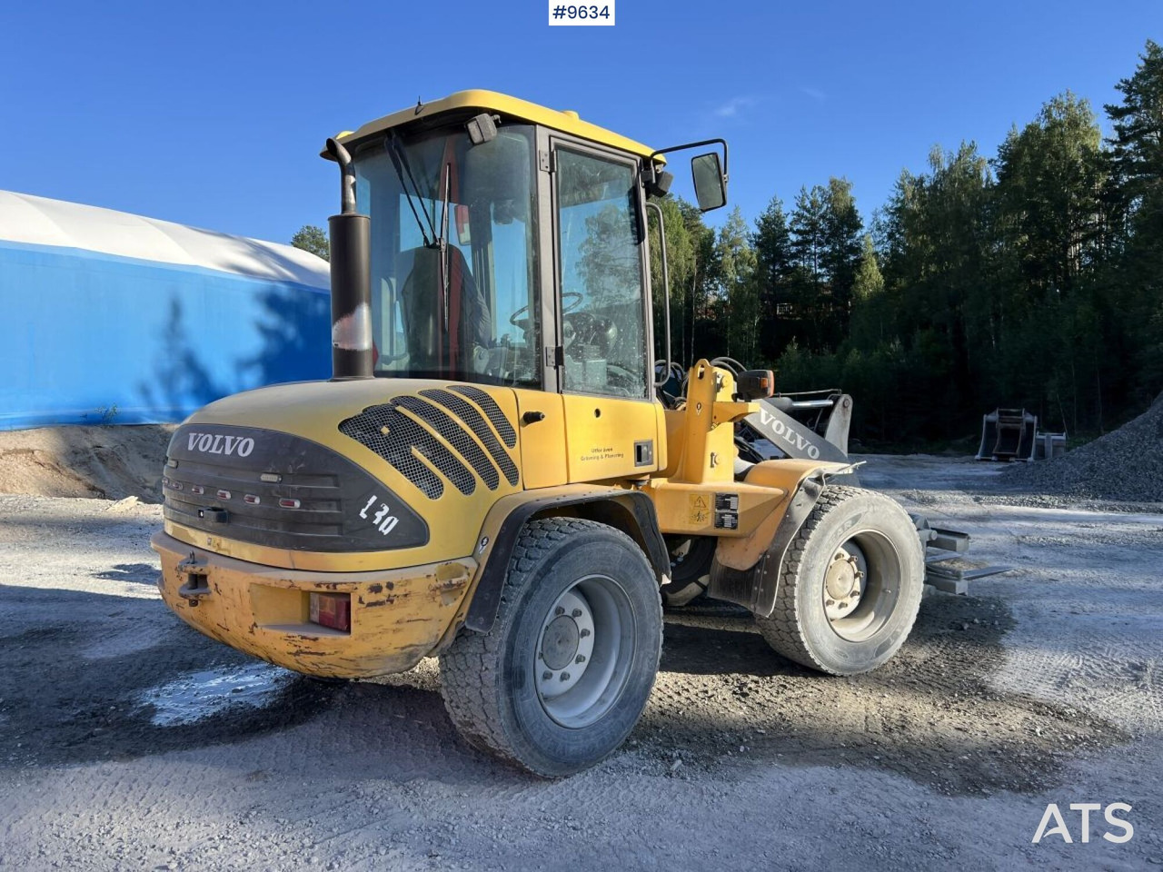 Volvo L30Z Wheel loader with multiple attachments - Încărcător frontal pe pneuri: Foto 3 Volvo L30Z Wheel loader with multiple attachments - Încărcător frontal pe pneuri: Foto 3