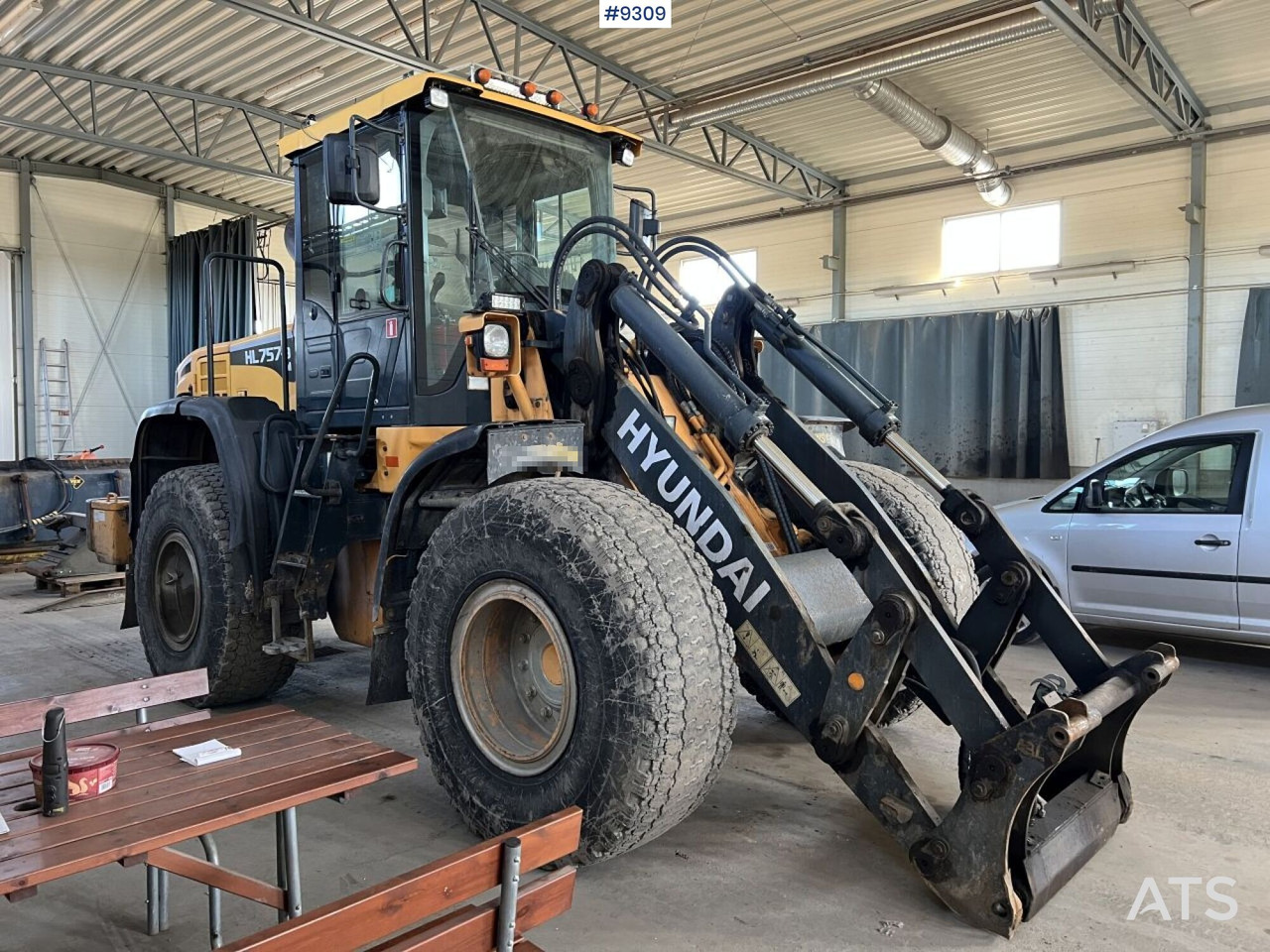 Wheel Loader Hyundai HL757TM-9 - Încărcător frontal pe pneuri: Foto 3 Wheel Loader Hyundai HL757TM-9 - Încărcător frontal pe pneuri: Foto 3