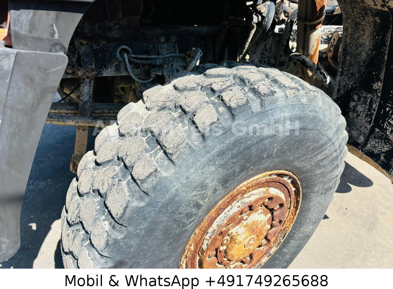 Camion MAN F10 BB 6x6 Bindemittelstreuer *Manual/Analog: Foto 10