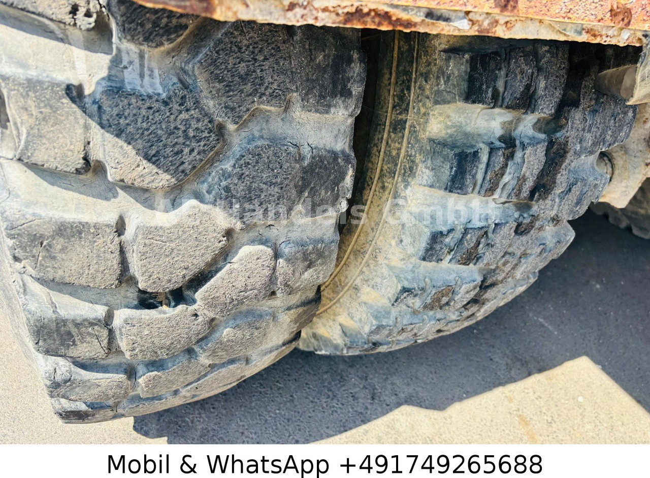 Camion MAN F10 BB 6x6 Bindemittelstreuer *Manual/Analog: Foto 18