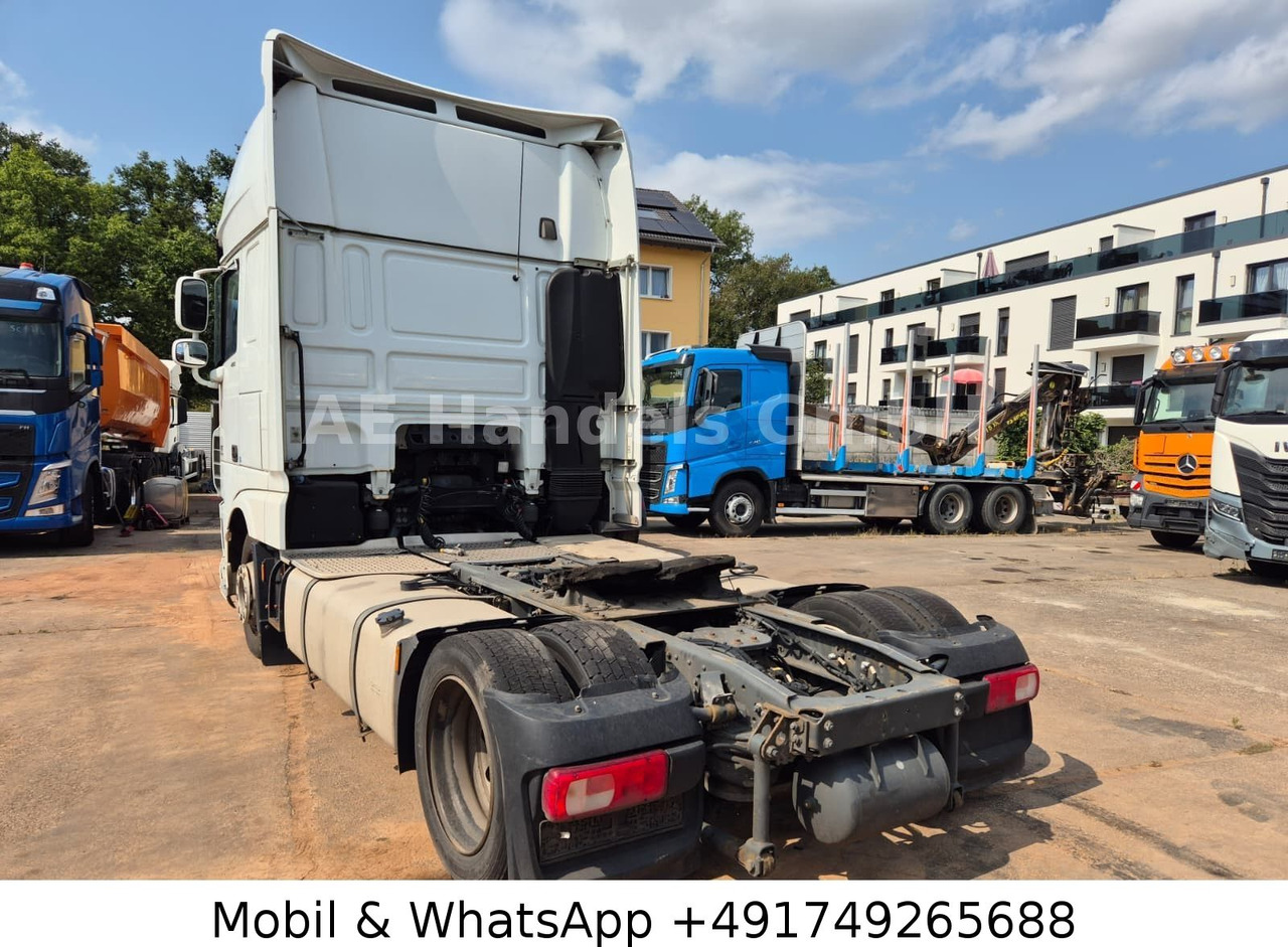 DAF XF 460 BL LowDeck*Retarder/ACC/2xTank/Standklima - Cap tractor: Foto 5 DAF XF 460 BL LowDeck*Retarder/ACC/2xTank/Standklima - Cap tractor: Foto 5
