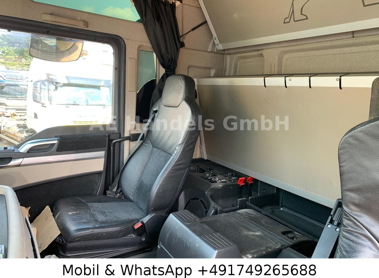Cap tractor MAN TGX 18.500 XXL Red Lion BL *Retarder/2xTank/ACC: Foto 17 Cap tractor MAN TGX 18.500 XXL Red Lion BL *Retarder/2xTank/ACC: Foto 17