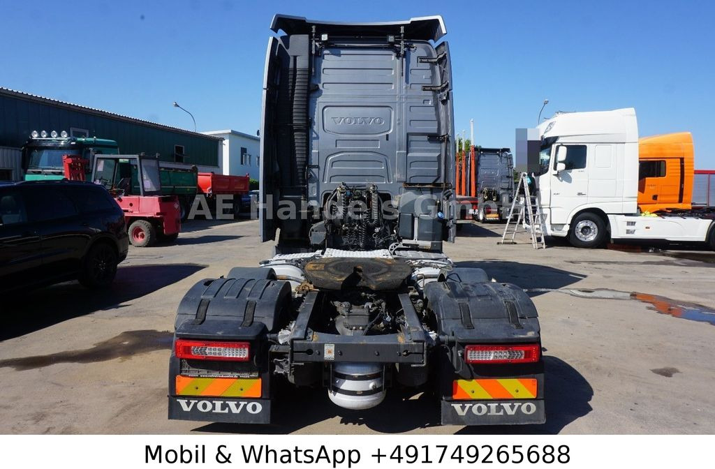 Volvo FH 460 Globe XL LL*Retarder/Hubsattel/Lift/Leder - Cap tractor: Foto 5 Volvo FH 460 Globe XL LL*Retarder/Hubsattel/Lift/Leder - Cap tractor: Foto 5