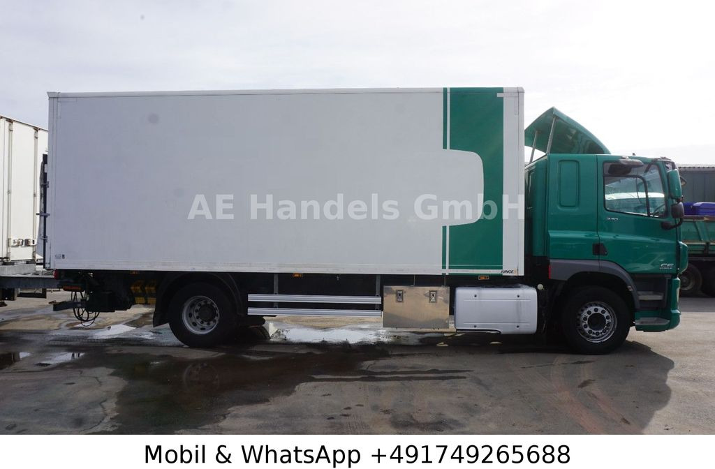 DAF CF 330 BL *LBW-DHollandia/AHK/1000L/1xBett - Camion furgon: Foto 2 DAF CF 330 BL *LBW-DHollandia/AHK/1000L/1xBett - Camion furgon: Foto 2
