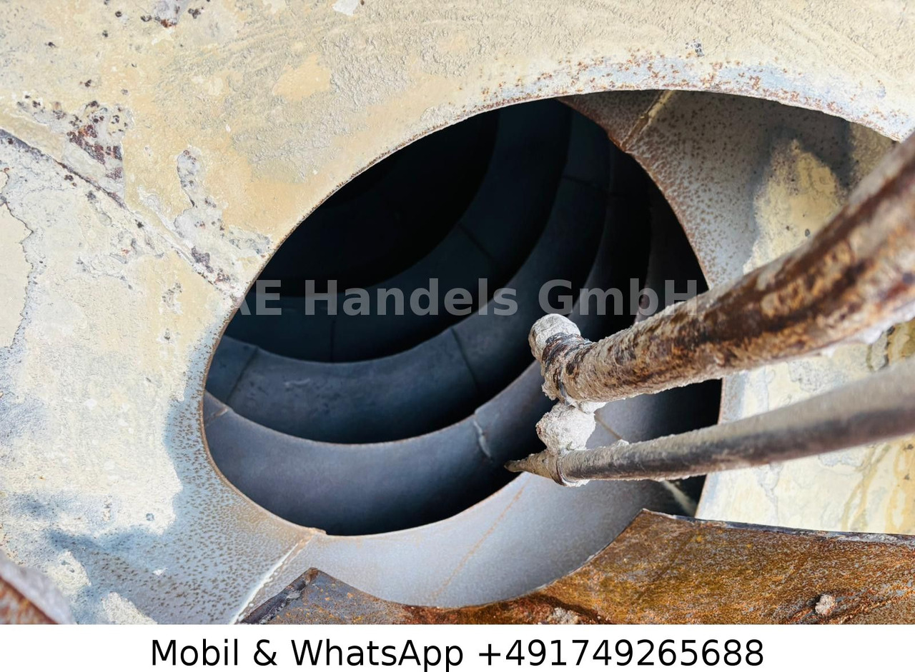 Autobetonieră Iveco Stralis 400 X-Way BL 8x4 | Liebherr HTM-405-1505: Foto 11 Autobetonieră Iveco Stralis 400 X-Way BL 8x4 | Liebherr HTM-405-1505: Foto 11