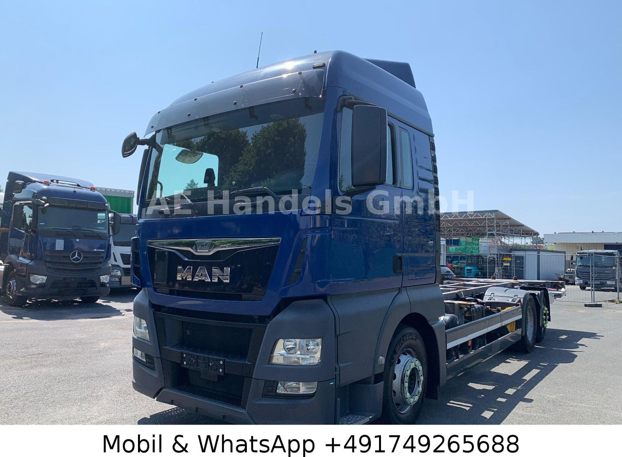MAN TGX 26.440 XLX LL 6x2 *Retarder/LDW/LBW/3.Lenk - Camion transport containere/ Swap body: Foto 1 MAN TGX 26.440 XLX LL 6x2 *Retarder/LDW/LBW/3.Lenk - Camion transport containere/ Swap body: Foto 1