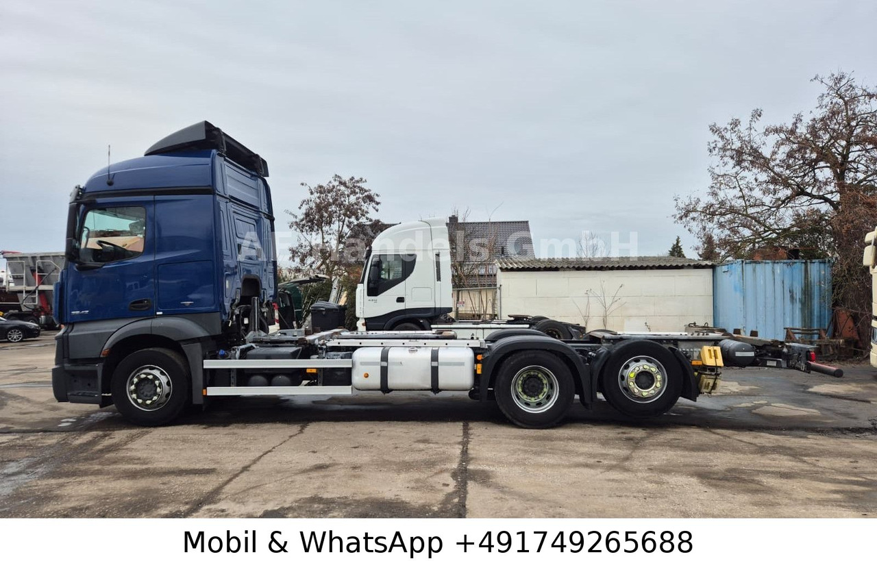 Mercedes-Benz Actros 4 2542 StreamSpace LL BDF *Retader/Multi - Camion transport containere/ Swap body: Foto 3 Mercedes-Benz Actros 4 2542 StreamSpace LL BDF *Retader/Multi - Camion transport containere/ Swap body: Foto 3