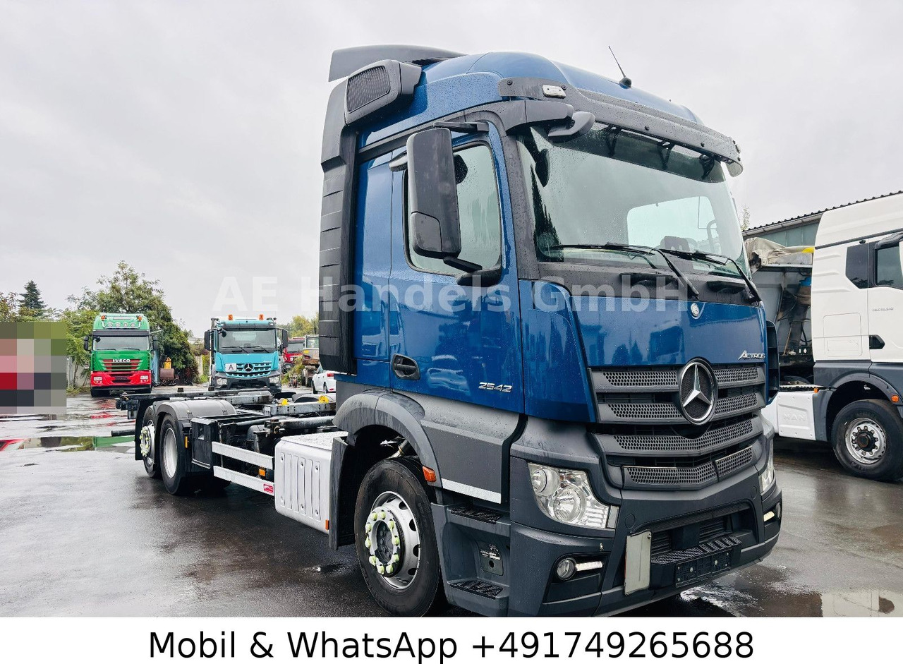 Mercedes-Benz Actros IV 2542 L StreamSpace BDF *Retarder/Lift - Camion transport containere/ Swap body: Foto 1 Mercedes-Benz Actros IV 2542 L StreamSpace BDF *Retarder/Lift - Camion transport containere/ Swap body: Foto 1