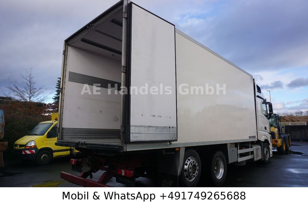 Mercedes-Benz Actros IV 2551 L LL*Retarder/ThermoKing-SLXe-100 Mercedes-Benz Actros IV 2551 L LL*Retarder/ThermoKing-SLXe-100 - Camion frigider: Foto 4 Mercedes-Benz Actros IV 2551 L LL*Retarder/ThermoKing-SLXe-100 Mercedes-Benz Actros IV 2551 L LL*Retarder/ThermoKing-SLXe-100 - Camion frigider: Foto 4