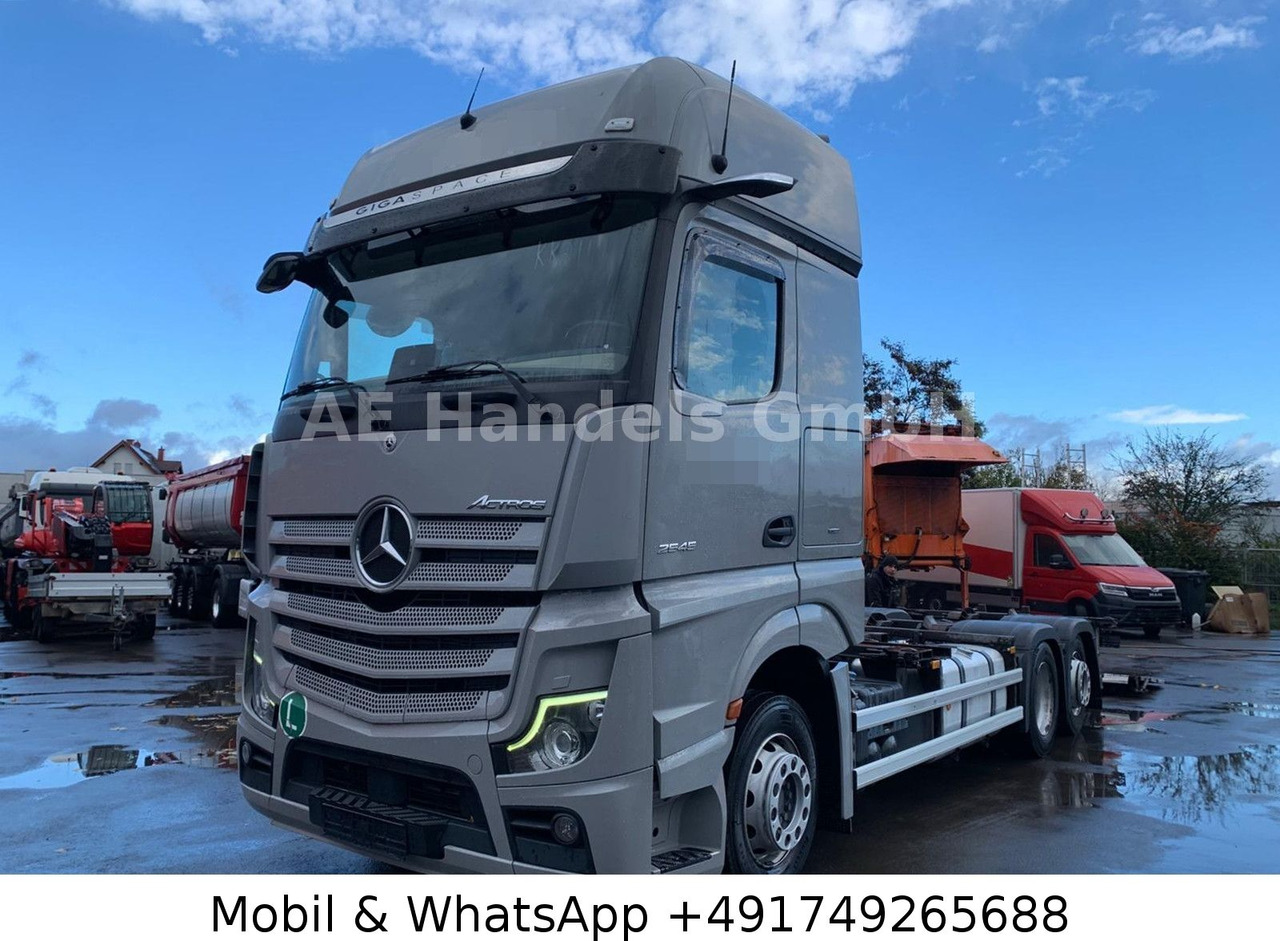 Mercedes-Benz Actros V 2545 BigSpace LL*Retarder/LBW/Lenk+Lift - Camion transport containere/ Swap body: Foto 1 Mercedes-Benz Actros V 2545 BigSpace LL*Retarder/LBW/Lenk+Lift - Camion transport containere/ Swap body: Foto 1