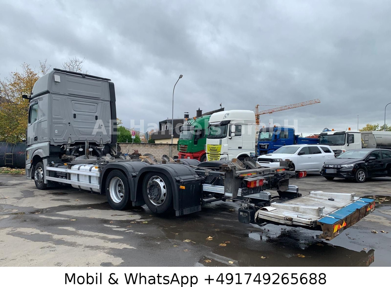 Mercedes-Benz Actros V 2545 GigaSpace BDF LL*Retarder/LBW/L+L - Camion transport containere/ Swap body: Foto 2 Mercedes-Benz Actros V 2545 GigaSpace BDF LL*Retarder/LBW/L+L - Camion transport containere/ Swap body: Foto 2