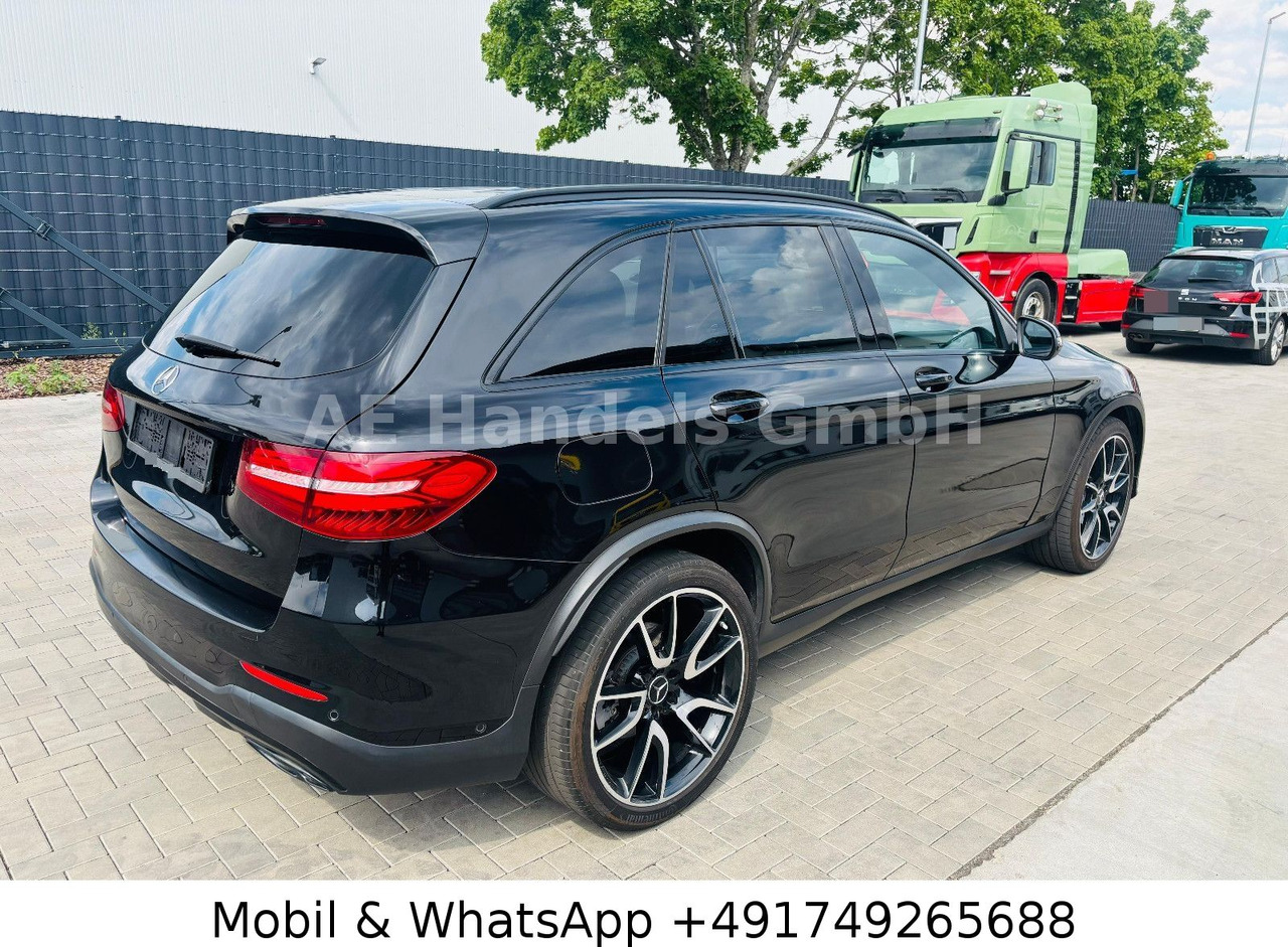 Mercedes-Benz GLC 43 AMG BiTurbo 4Matic *Full-Options/Carbon - SUV: Foto 3 Mercedes-Benz GLC 43 AMG BiTurbo 4Matic *Full-Options/Carbon - SUV: Foto 3