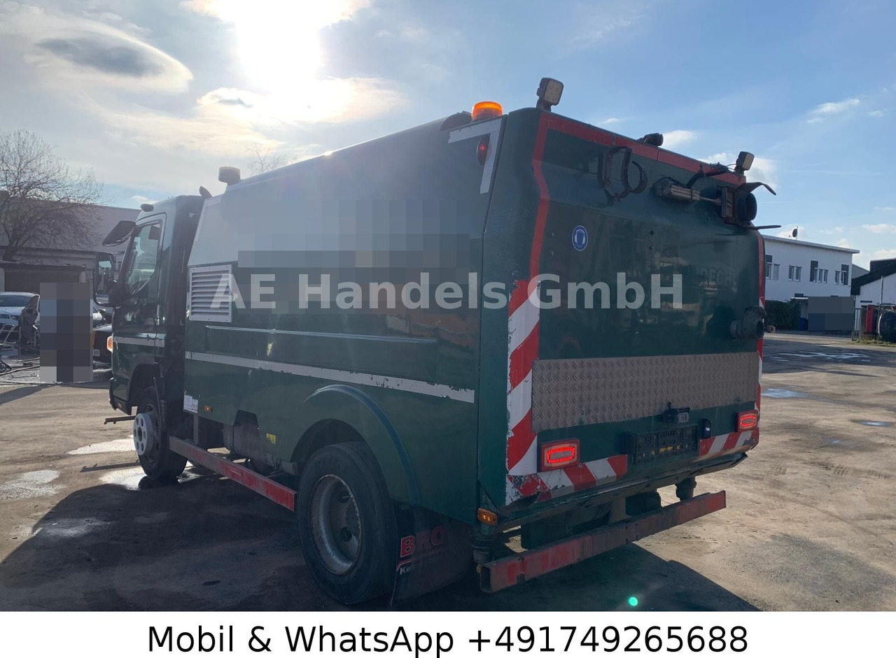 Mitsubishi Canter FUSO 7C15 BROCK SL140 *Automatik/Kamera - Măturătoare stradală: Foto 3 Mitsubishi Canter FUSO 7C15 BROCK SL140 *Automatik/Kamera - Măturătoare stradală: Foto 3