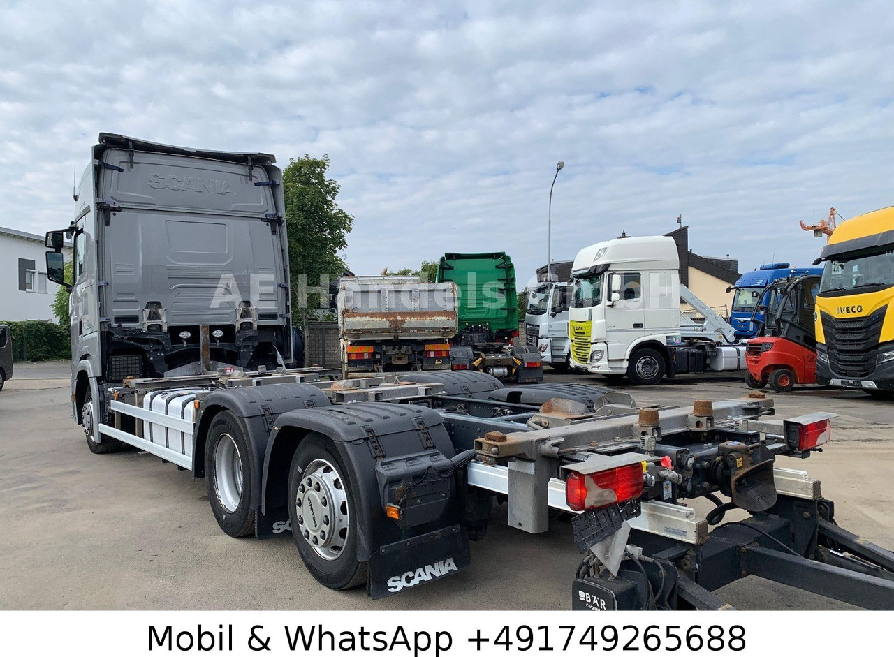 Scania S450 HighLine BDF *Retarder/Lenk+Lift/Multi/LBW - Camion şasiu: Foto 4 Scania S450 HighLine BDF *Retarder/Lenk+Lift/Multi/LBW - Camion şasiu: Foto 4